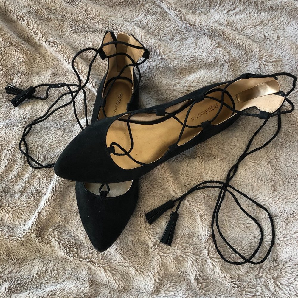 BCBGeneration black lace up flats pointed toe 7.5